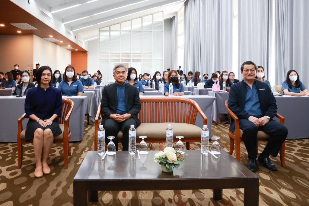 “ดีพร้อม” เร่งพัฒนาบุคลากร เสริมความเข้าใจ พ.ร.บ.ข้อมูลข่าวสารฯ ยกระดับบริการประชาชนผ่านศูนย์ข้อมูลข่าวสาร 13 แห่งทั่วประเทศ ตามแนวทาง 4 ให้ 1 ปฏิรูป ของ อธิบดีณัฏฐิญา