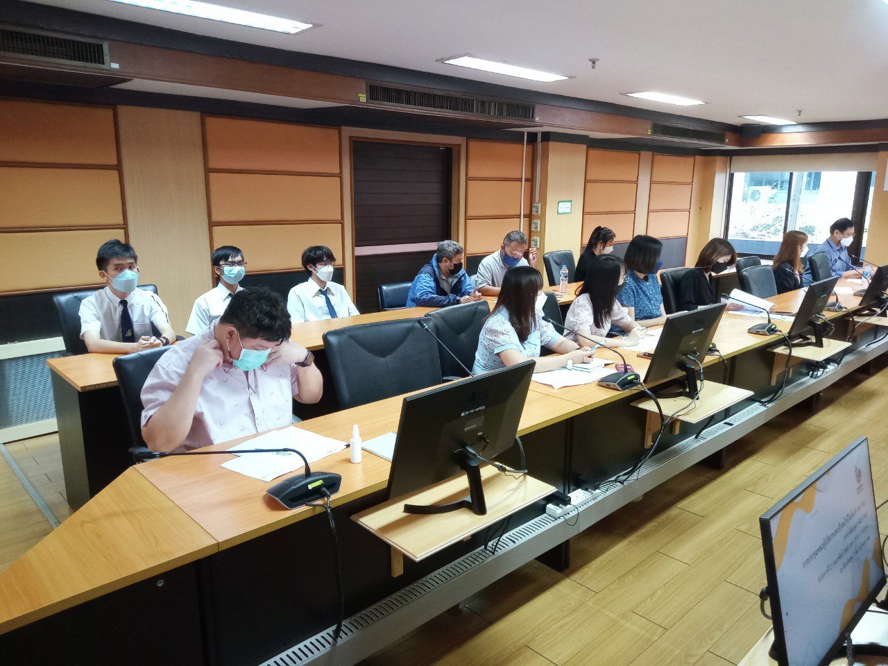 ประชุมคณะผู้บริหารและเจ้าหน้าที่ในสังกัด ศส.กสอ.  ประจำเดือน กุมภาพันธ์ 2566