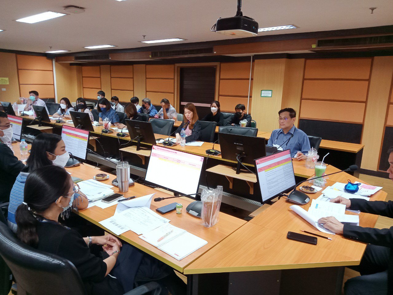 ประชุมคณะผู้บริหารและเจ้าหน้าที่ในสังกัด ศส.กสอ.  ประจำเดือน กุมภาพันธ์ 2566