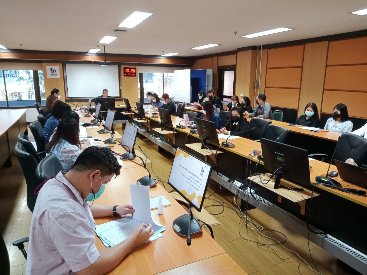 ประชุมคณะผู้บริหารและเจ้าหน้าที่ในสังกัด ศส.กสอ.  ประจำเดือน กุมภาพันธ์ 2566