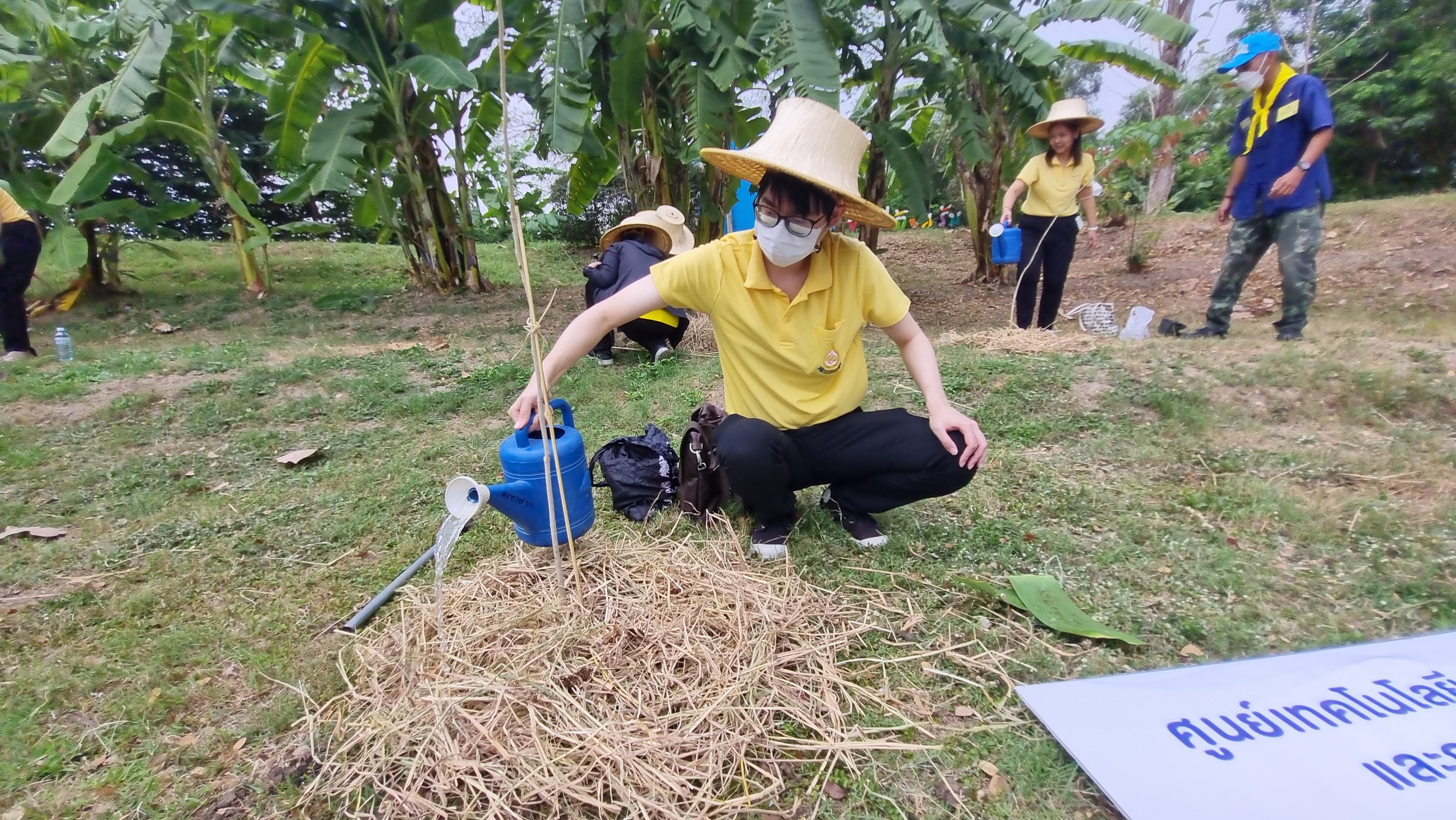 ศส.กสอ. ร่วมกับ กข.กสอ. ร่วมกิจกรรมรมใจพี่น้องปลูกต้นไม้ เพื่อโลกเรา
