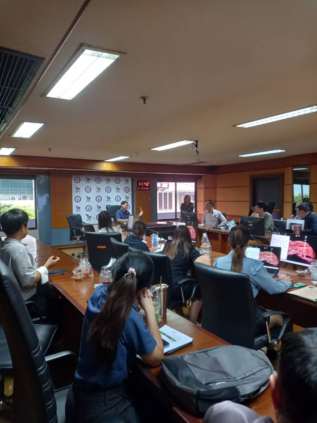 ศส.กสอ. การประชุมคณะผู้บริหารและเจ้าหน้าที่ในสังกัด ประจำเดือน สิงหาคม พ.ศ. 2567